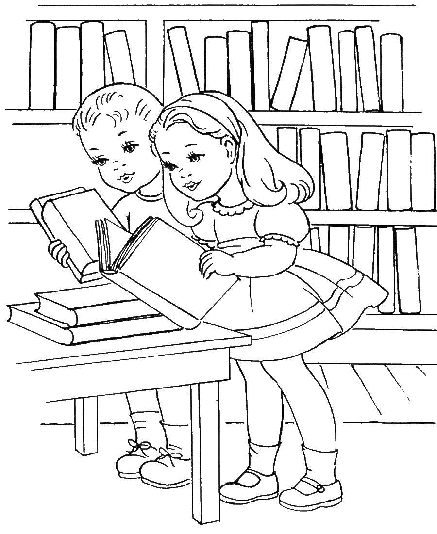 Раскраска Дети читают книгу Скачать дети, книги.  Распечатать ,школа,